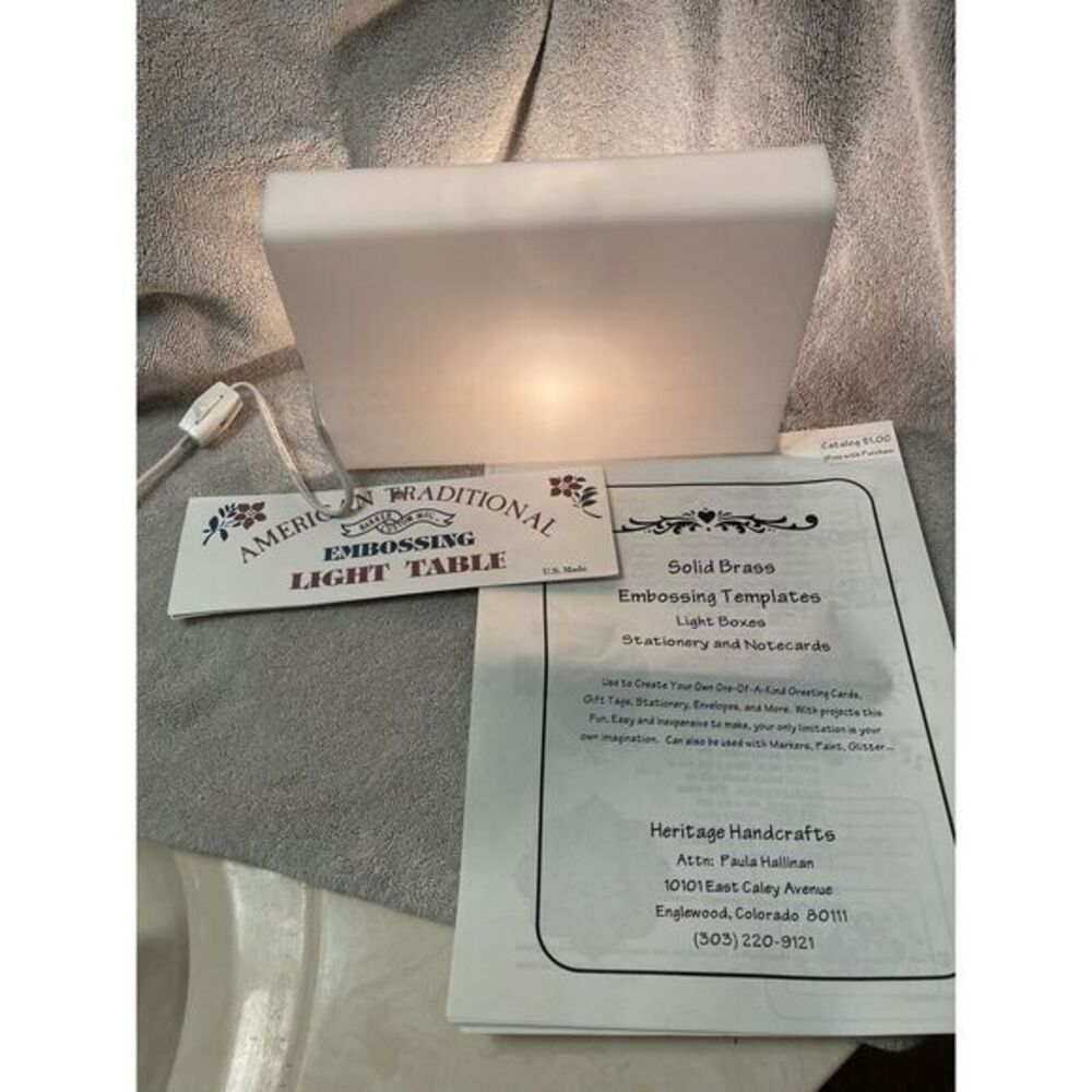 AMERICAN‎ TRADITIONAL Embossing Light Table Scrapbooking Stamping